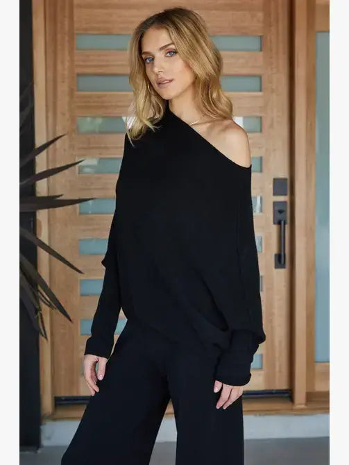 ASYMMETRICAL SWEATER