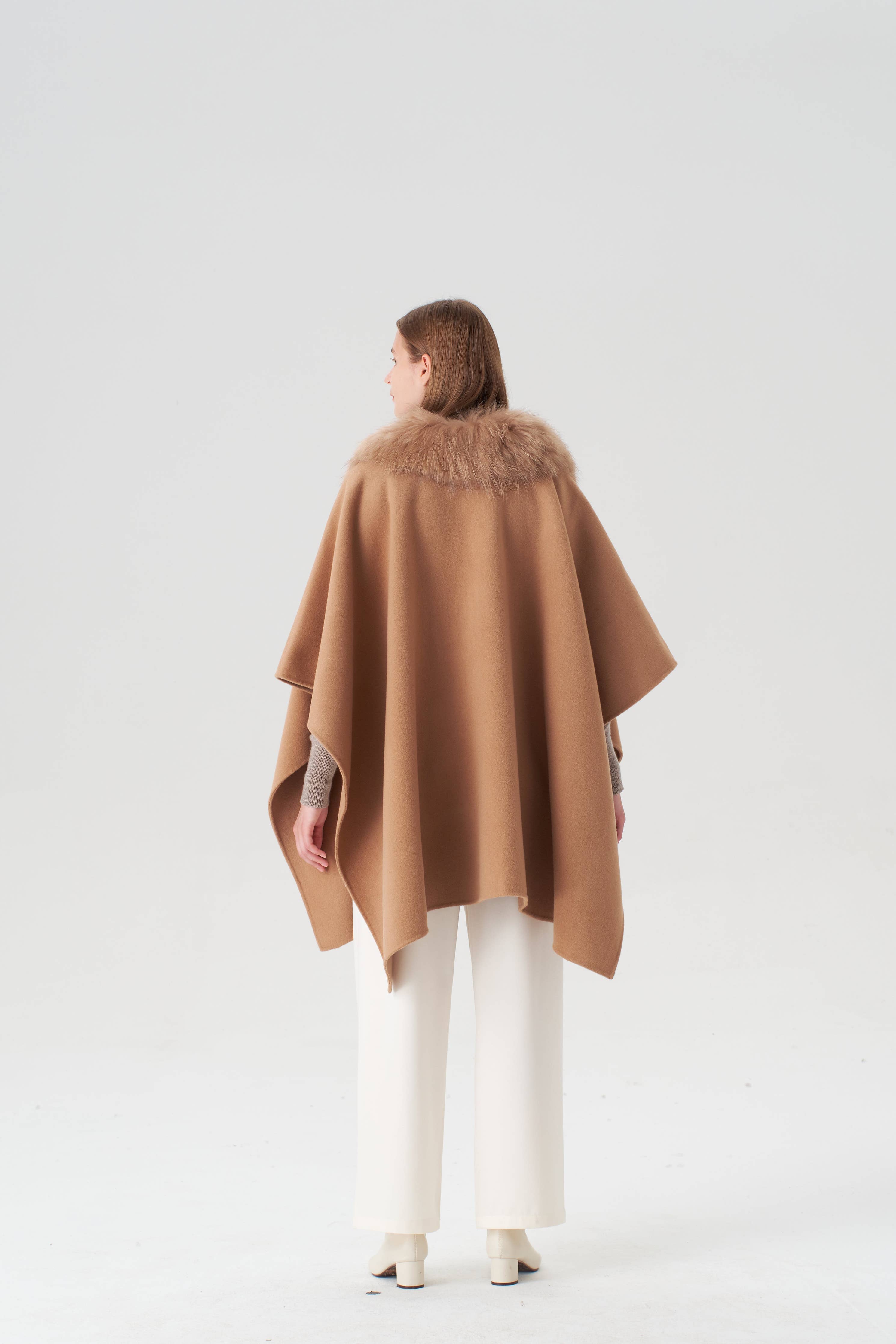 Cashmere Cape with Detachable Collar
